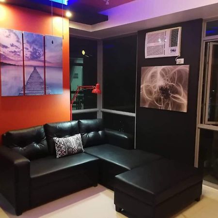 Cubao Manhattan Heights Unit 11Pq Tower B, 1Br Кесон-Сити Экстерьер фото