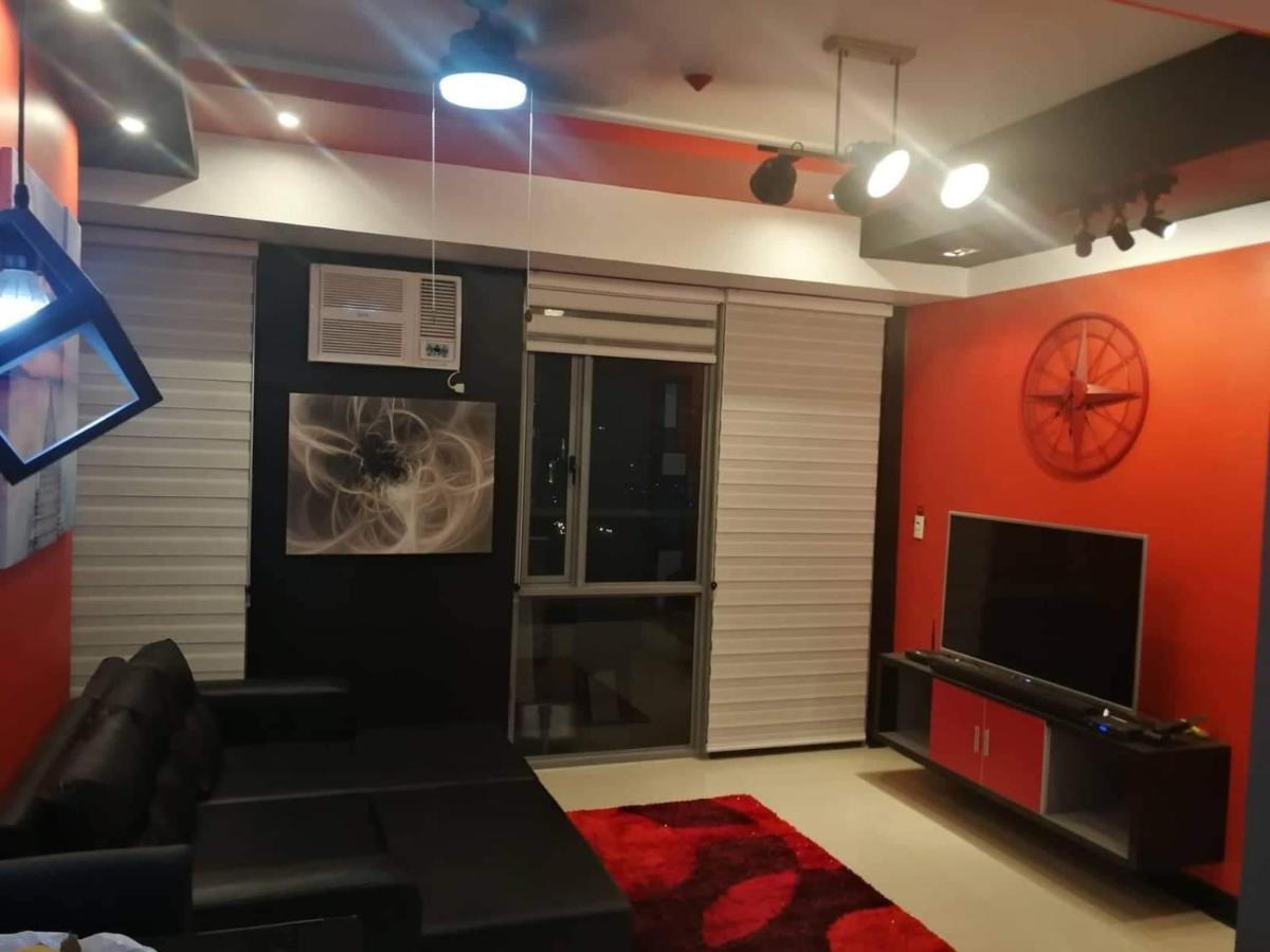 Cubao Manhattan Heights Unit 11Pq Tower B, 1Br Кесон-Сити Экстерьер фото